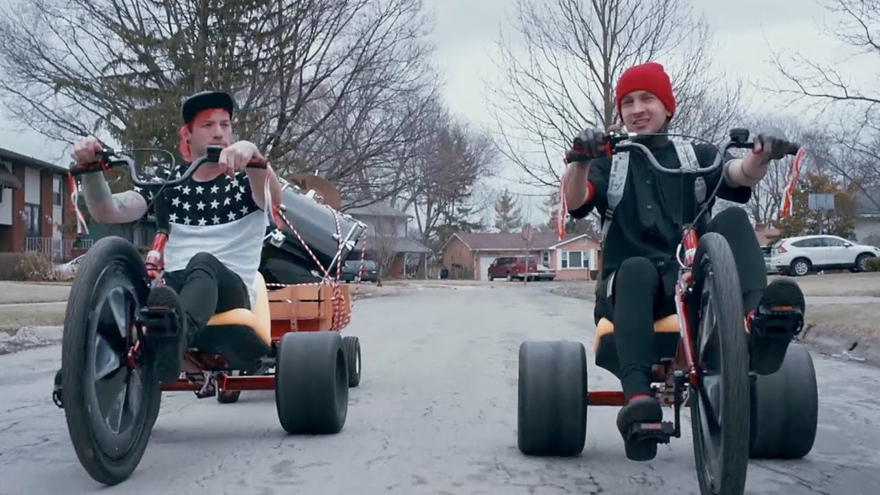 Twenty One Pilots: Stressed Out