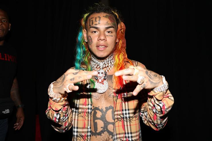 Tekashi 6ix9ine празднует день рождения дочки