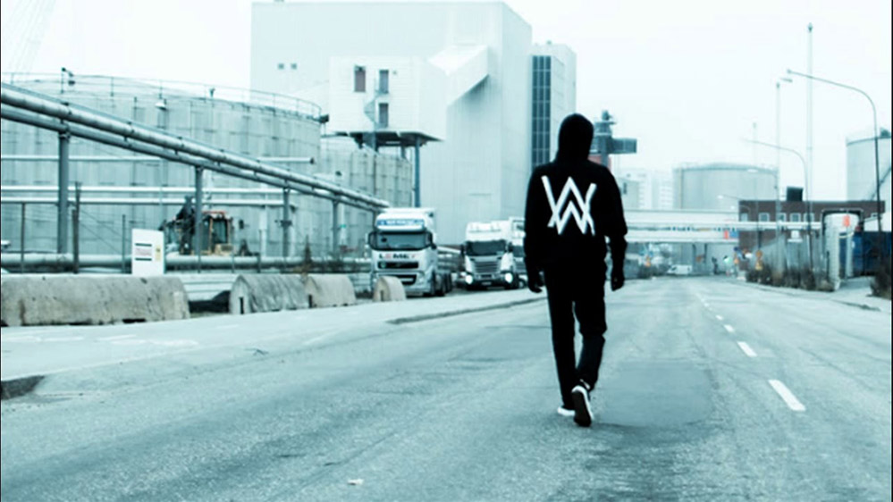 Alan Walker: Faded - перевод