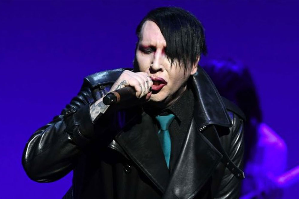 Marilyn Manson: PAINT YOU WITH MY LOVE - перевод