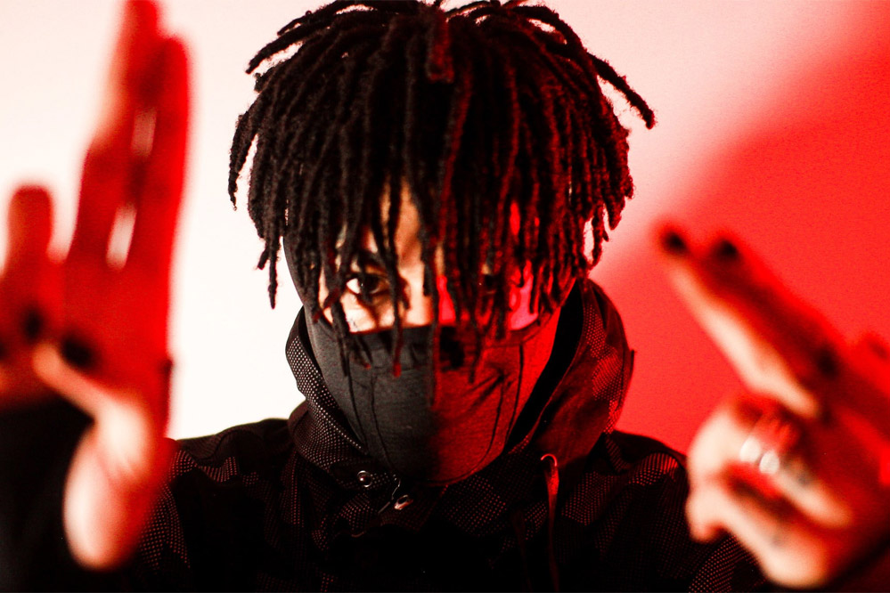 Scarlxrd: DXING ME - перевод